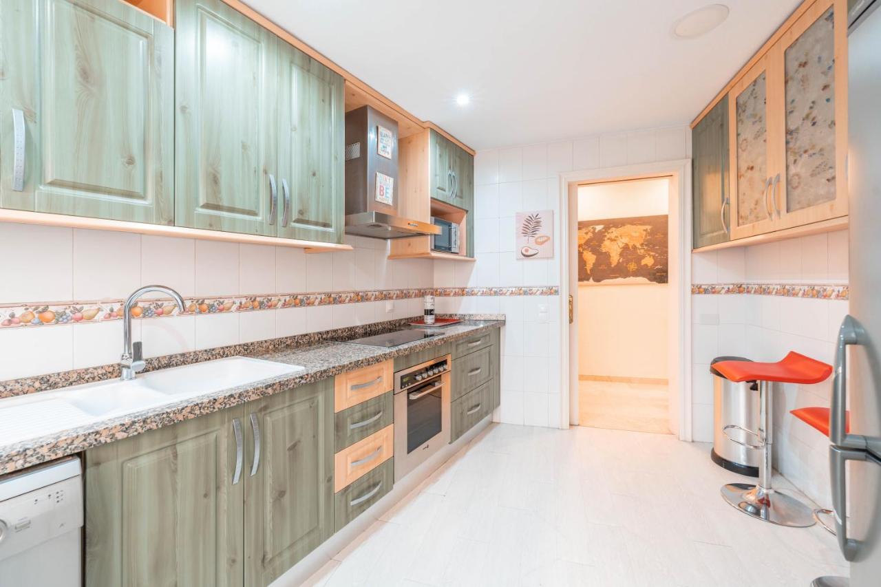 Gran Apartamento De 3 Habitaciones Junto A La Catedral Малага Экстерьер фото