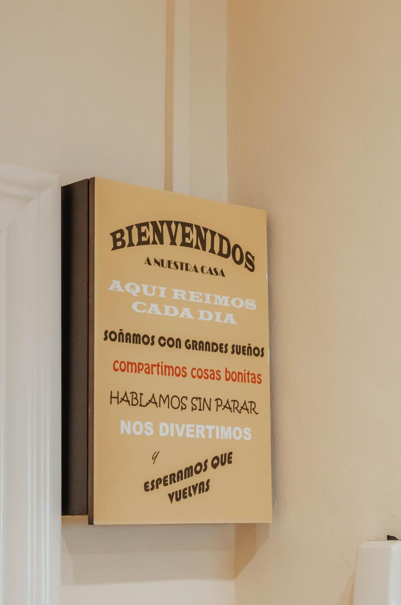 Gran Apartamento De 3 Habitaciones Junto A La Catedral Малага Экстерьер фото