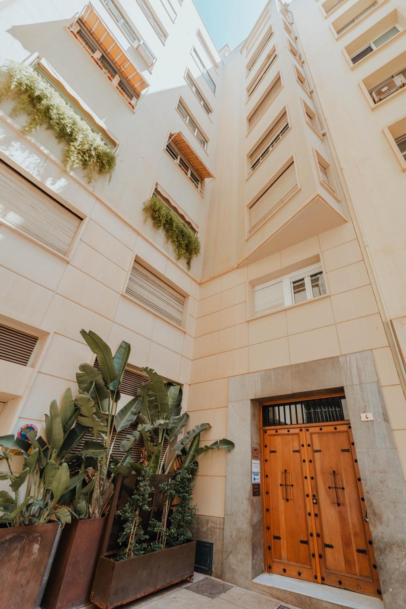 Gran Apartamento De 3 Habitaciones Junto A La Catedral Малага Экстерьер фото